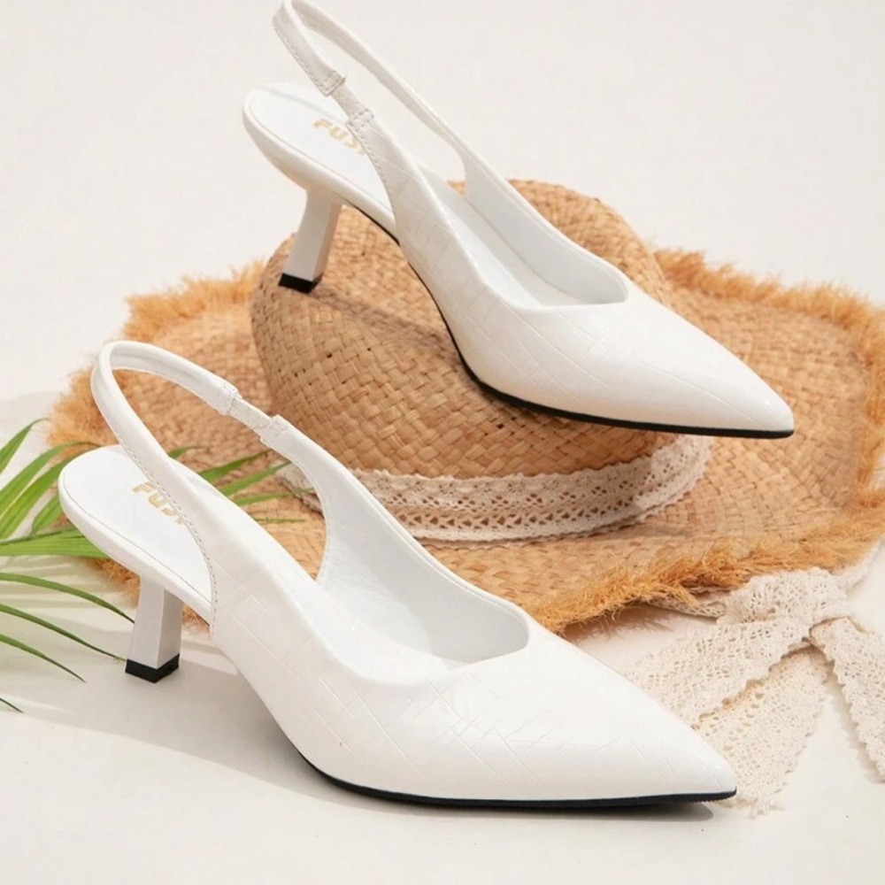Stiletto kitten Heel, Pebbled Texture Pointed Toe,  With Ankle Strap